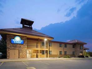 Days Inn & Suites Bozeman