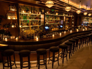 Kenmore Village Hotel, South Beach