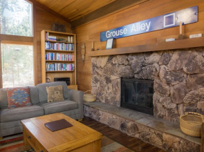 1302 Indian Hills