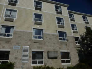 Super 8 by Wyndham Peterborough