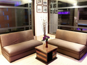 Hotel Aston International