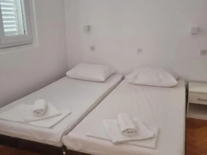 Apartments Sunset Novalja