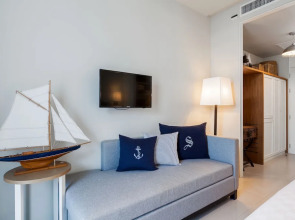 Sugar Marina Hotel Nautical, Kata Beach