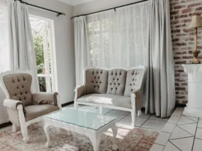 Arcadia Guesthouse & Restaurant