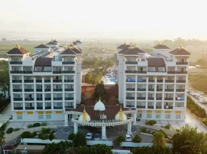 Lake River Hotel & Spa