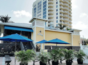 Lovers Key Resort 1205