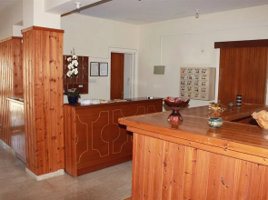 Florea Htl Apts