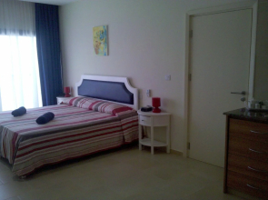 Royal Blue Paphos Hotel & Spa
