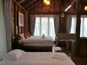 Baan Suan Kaew Khampaeng
