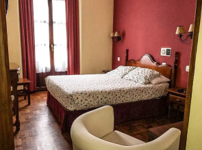 Apartamentos La Guía