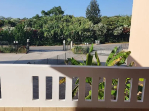 Comfortable and Modern Holiday Apartment - Alex Apartment II