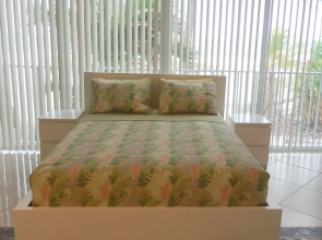 Blue Ocean Villa 3 Oceanfront 4/3 for 10 Heated Po