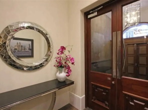 The Castle Collection - 42 Castle Street