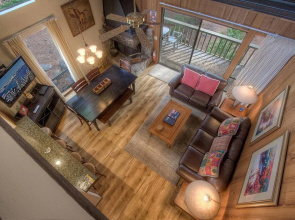 Kingswood Cornerview by Lake Tahoe Accommodations