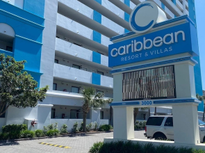 Beach-front Condos Located in the Caribbean Resort with Pool and Lazy River