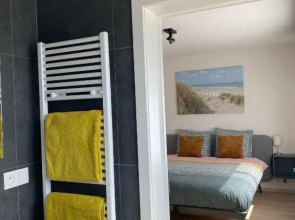 Die huis 14-Een oase van rust tussen polders en kust