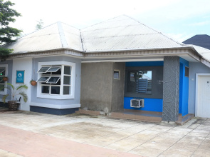 NatureMark Gallery and Guest House