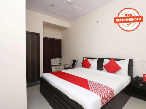 OYO Flagship 76578 Aviraj Inn