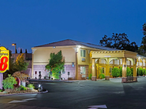 The Orchard Hotel Ukiah Mendocino County