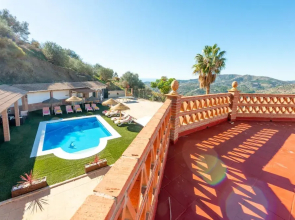 Villa La Coscoja by At Home Costa del Sol
