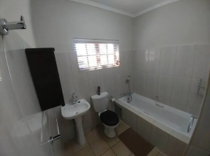 Self-catering Guesthouse in the Lowveld