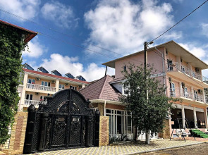 Zhemchuzhina u morja