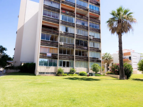 Vmr503 · Adorable 1 BD Apartment 2 min From Marina