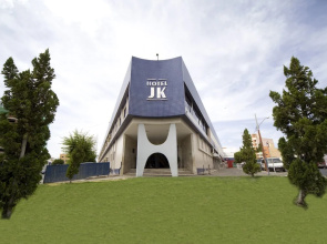 Hotel JK