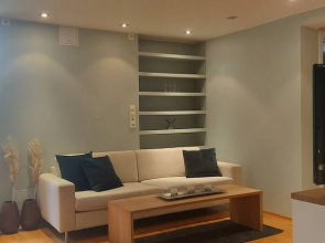 Newly Renovated And Cozy Apartment In The Basement