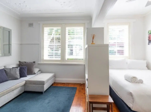 Stylish Art Deco Studio In Rushcutters Bay