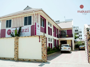 Makazi Lodge