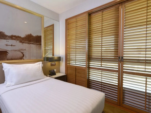 Отель Grande Centre Point Ploenchit