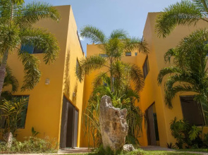 Beautiful Private Villa for 16 PAX with garden, BBQ and pool, Playa del Carmen