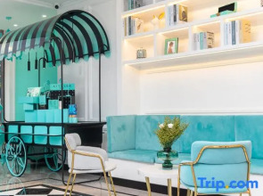 Xana Lite Hotel (Foshan Qiandeng Lake Tian'an Digital City)