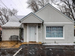 Cozy Ogden Cottage: 1 Mi to Downtown!