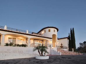 Via Del Sur By Avantstay Spanish Villa W Views Walk To Wineries