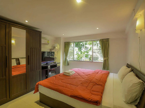 Hin Num Sai Suay Residence By Puppap