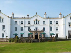 Court Colman Manor