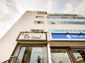 Capital O 69366 Hotel Rr Grand