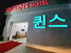 Queens Hotel