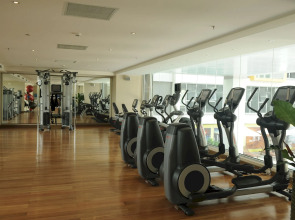 Bluesky Serviced Apartment Airport Plaza