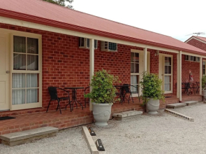 The Lydoun Motel