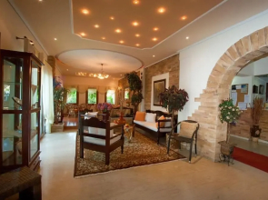 Castello Rosso Hotel