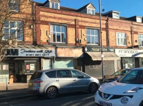 Chic Holiday Home in Manchester near Sheen Gardens