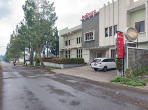 RedDoorz @ Sersan Bajuri Atas