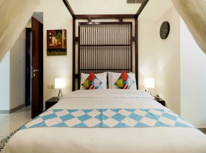 OYO Home 233 1BHK Marina Suites