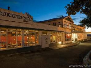 Heartland Hotel Glacier Country