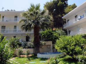 Zontanos Studios & Apartments