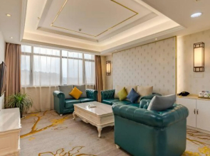 Tianyue Junlan Hotel