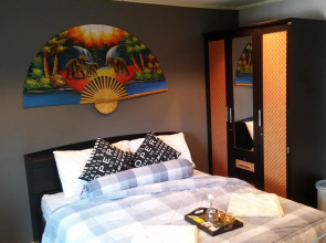 Nemo's Guesthouse and Massage